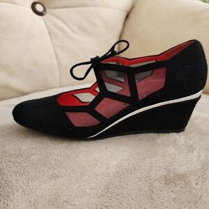 Pas de Rouge Black and Red Wedges.Wear Once.